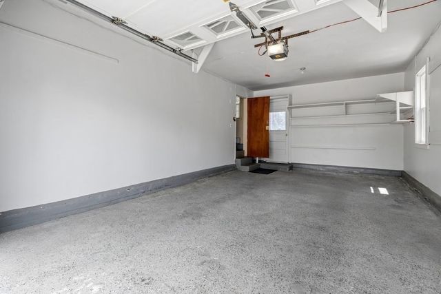 4 Abbott Rd, Waltham, MA 02452