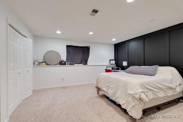 7170 Quintara Drive NE, Comstock Park, MI 49321