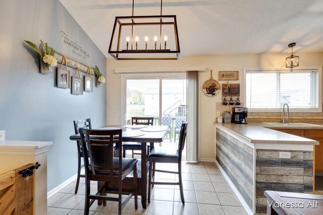 7170 Quintara Drive NE, Comstock Park, MI 49321