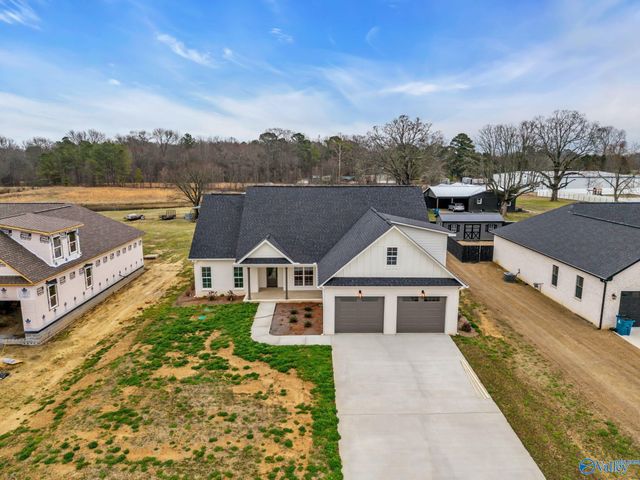 140 Gavins Way, Arab, AL 35016