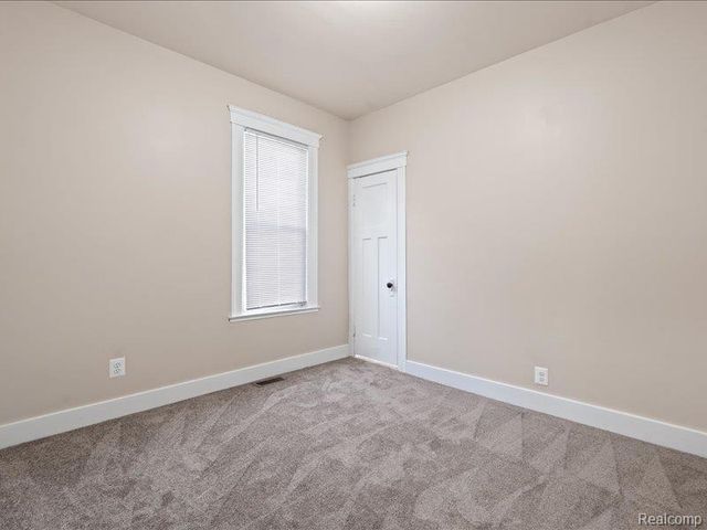 4498 Fischer Street, Detroit, MI 48214