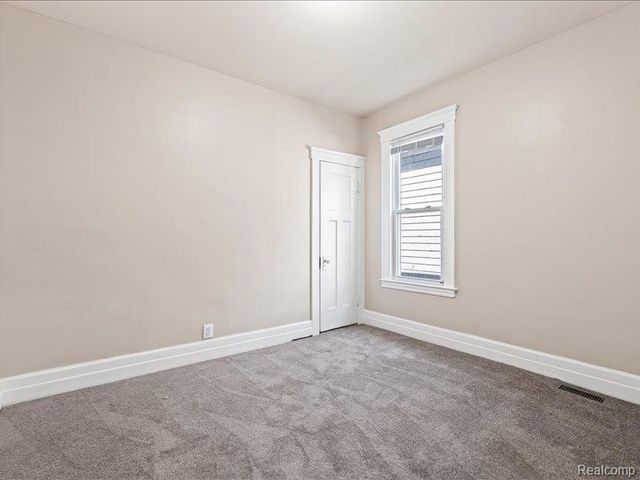 4498 Fischer Street, Detroit, MI 48214