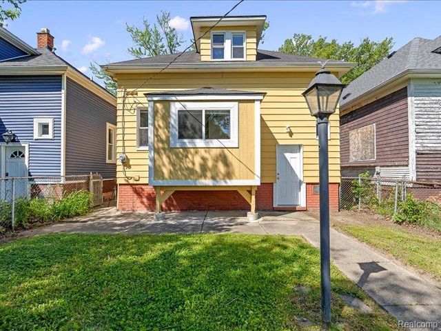 4498 Fischer Street, Detroit, MI 48214