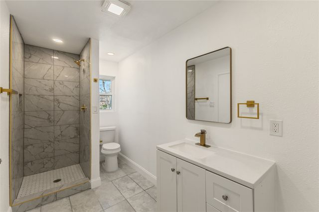 817 Brook Valley Lane, Dallas, TX 75232