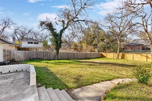 817 Brook Valley Lane, Dallas, TX 75232