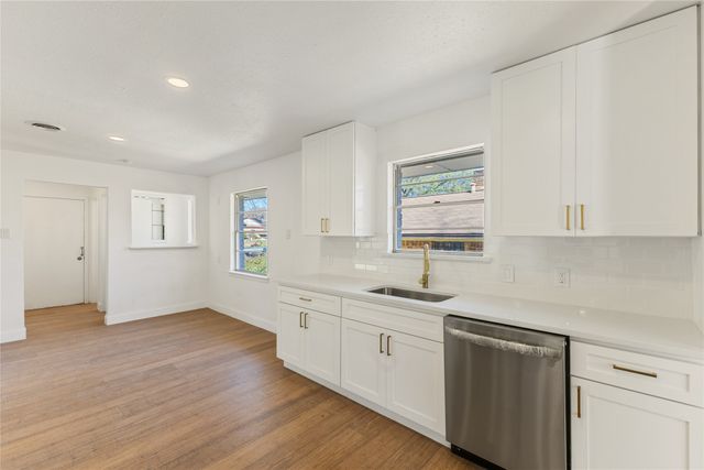 817 Brook Valley Lane, Dallas, TX 75232