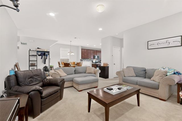 262 Zuma DR, Liberty Hill, TX 78642