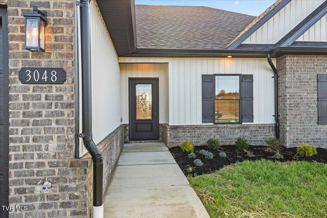 3048 Sawgrass Drive, Jonesborough, TN 37659