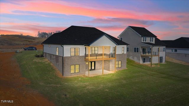 3048 Sawgrass Drive, Jonesborough, TN 37659