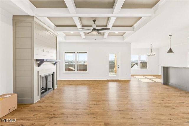 3048 Sawgrass Drive, Jonesborough, TN 37659