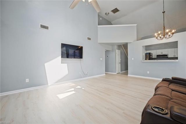 880 Brompton CT, Newport News, VA 23608