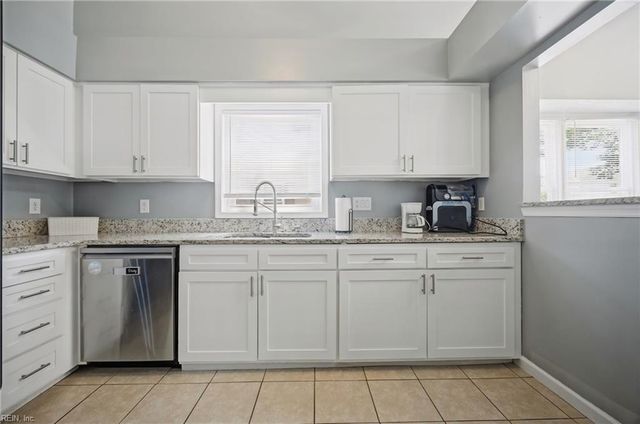 880 Brompton CT, Newport News, VA 23608