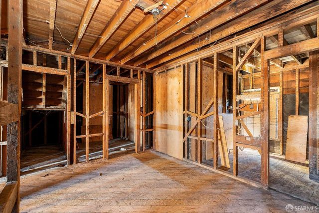 1276 Revere Avenue, San Francisco, CA 94124