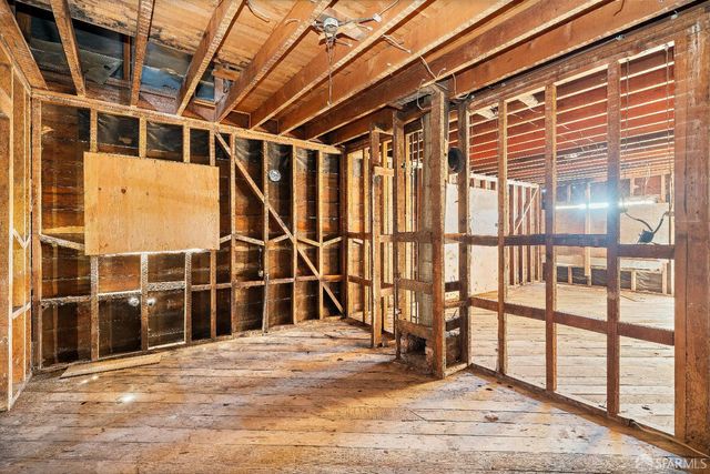 1276 Revere Avenue, San Francisco, CA 94124