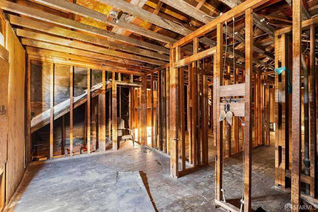 1276 Revere Avenue, San Francisco, CA 94124