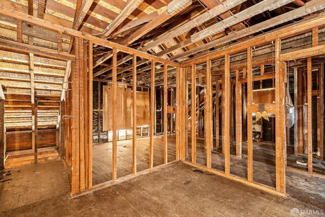 1276 Revere Avenue, San Francisco, CA 94124