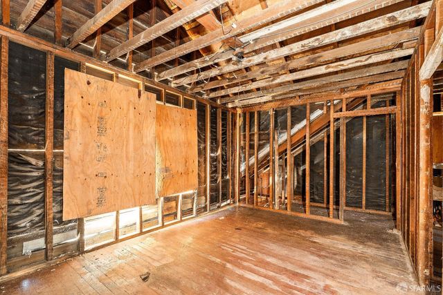 1276 Revere Avenue, San Francisco, CA 94124