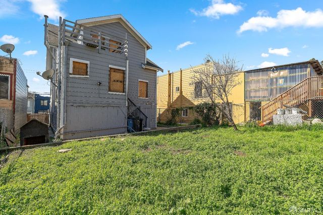 1276 Revere Avenue, San Francisco, CA 94124