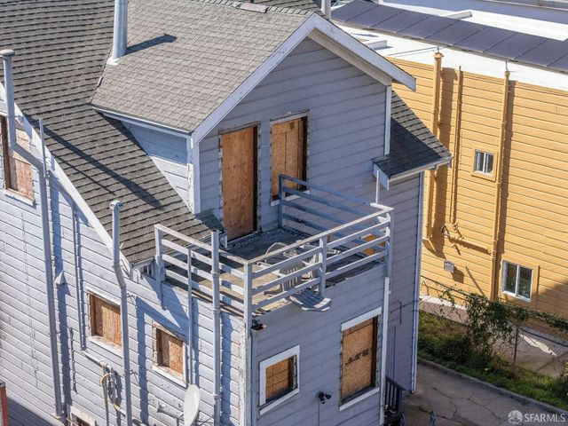 1276 Revere Avenue, San Francisco, CA 94124