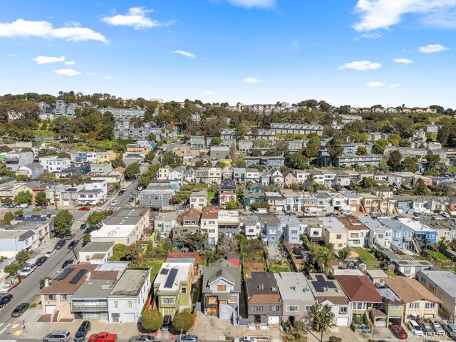 1276 Revere Avenue, San Francisco, CA 94124