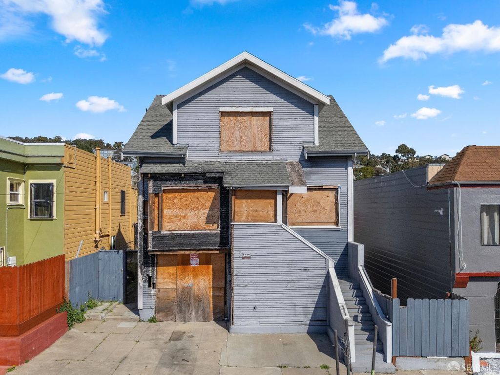 1276 Revere Avenue, San Francisco, CA 94124
