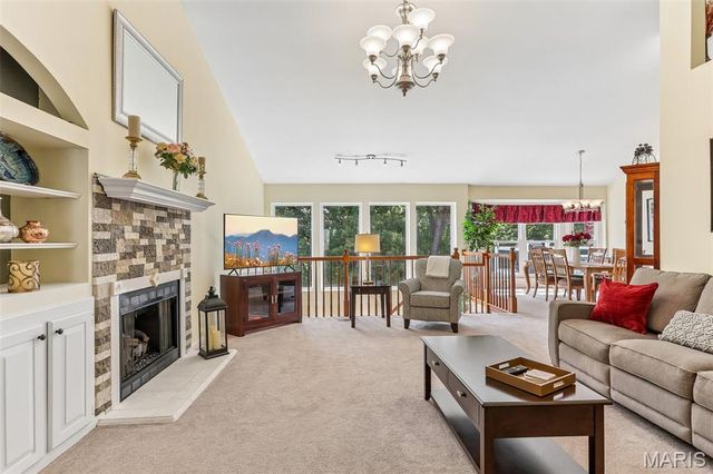 722 Grand View Ridge Court, Eureka, MO 63025