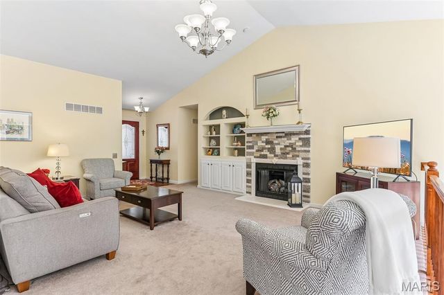 722 Grand View Ridge Court, Eureka, MO 63025