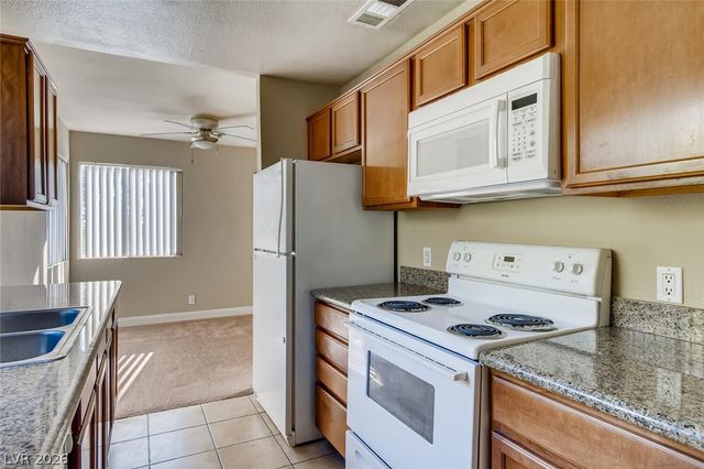 1806 North Decatur Boulevard 203, Las Vegas, NV 89108