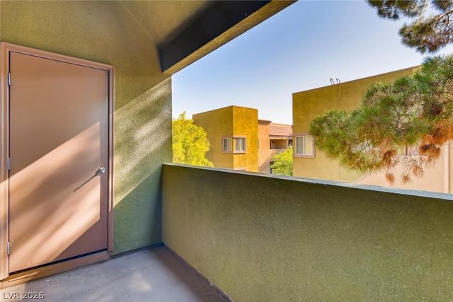 1806 North Decatur Boulevard 203, Las Vegas, NV 89108