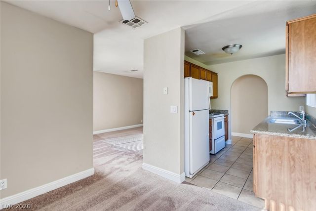 1806 North Decatur Boulevard 203, Las Vegas, NV 89108