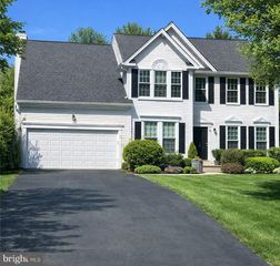 20654 SETTLERS PL, Sterling, VA 20165