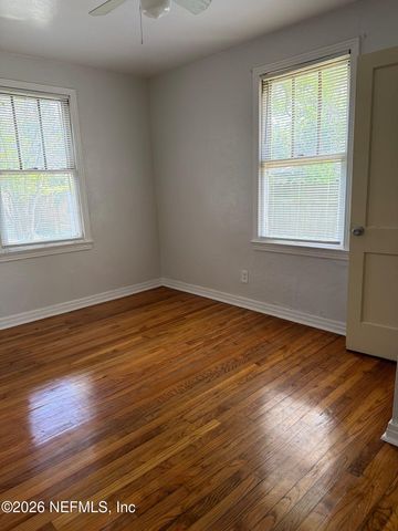 2052 W 17TH Street, Jacksonville, FL 32209