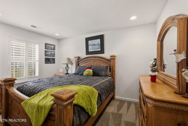 2383 Eppie Cove Lane, Knoxville, TN 37931