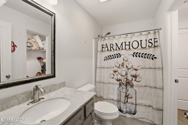 2383 Eppie Cove Lane, Knoxville, TN 37931