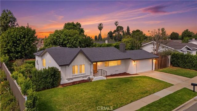 12811 Chaplet, North Tustin, CA 92705
