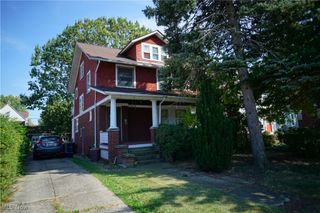 1617 Clarence Avenue, Lakewood, OH 44107