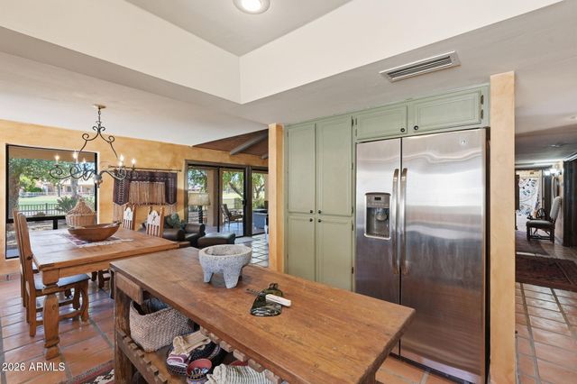 10933 E CHESTNUT Drive, Sun Lakes, AZ 85248