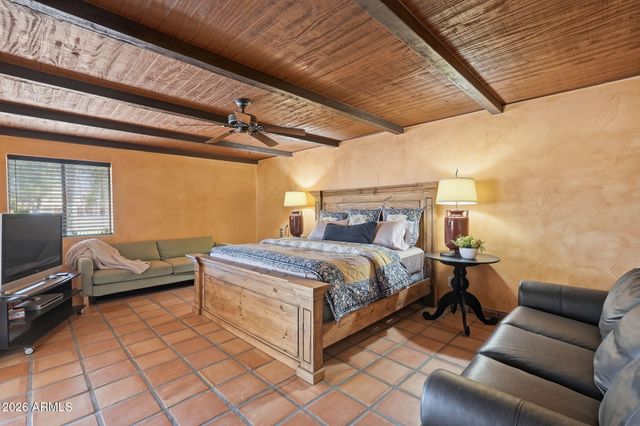 10933 E CHESTNUT Drive, Sun Lakes, AZ 85248