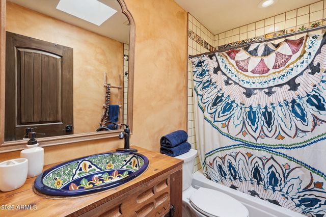 10933 E CHESTNUT Drive, Sun Lakes, AZ 85248