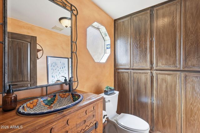 10933 E CHESTNUT Drive, Sun Lakes, AZ 85248