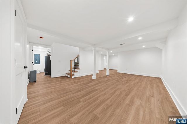 51 Becker Avenue, Rochelle Park, NJ 07662