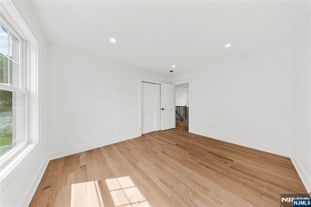 51 Becker Avenue, Rochelle Park, NJ 07662
