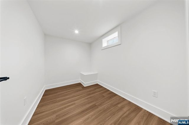 51 Becker Avenue, Rochelle Park, NJ 07662
