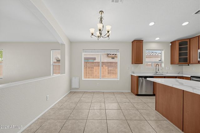 7156 W FLYNN Lane, Glendale, AZ 85303