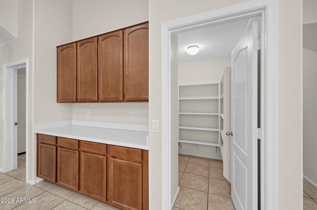 7156 W FLYNN Lane, Glendale, AZ 85303