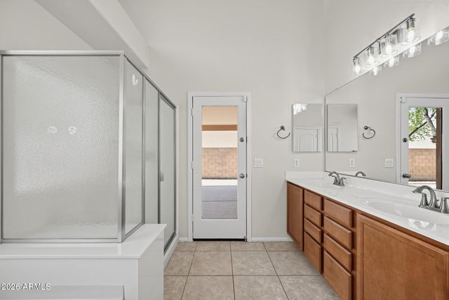 7156 W FLYNN Lane, Glendale, AZ 85303