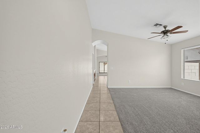 7156 W FLYNN Lane, Glendale, AZ 85303