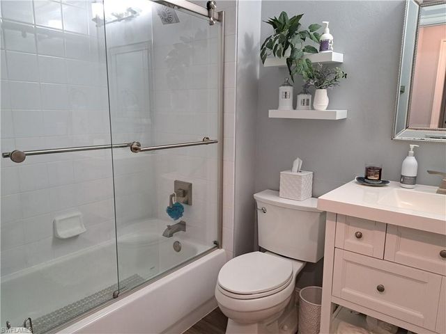 11037 Harbour Yacht CT 2, Fort Myers, FL 33908