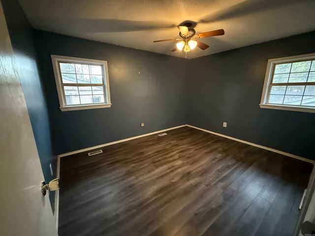 1918 Westwood, Jonesboro, AR 72401