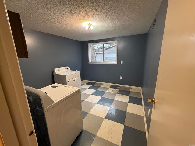 1918 Westwood, Jonesboro, AR 72401